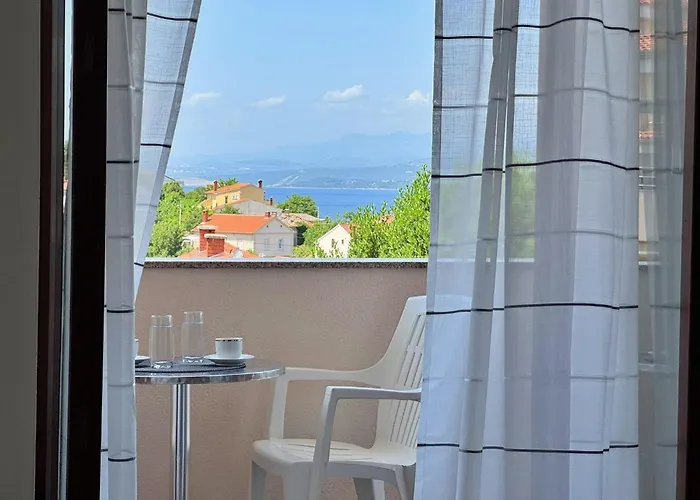 Dunato I- By Interhome * Šilo