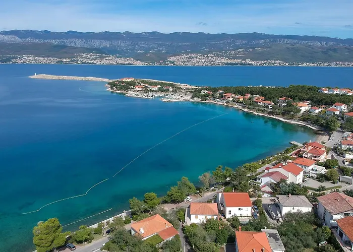 Dunato I- By Interhome * Šilo